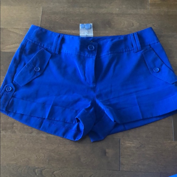 Express shorts (like new) - Picture 1 of 3
